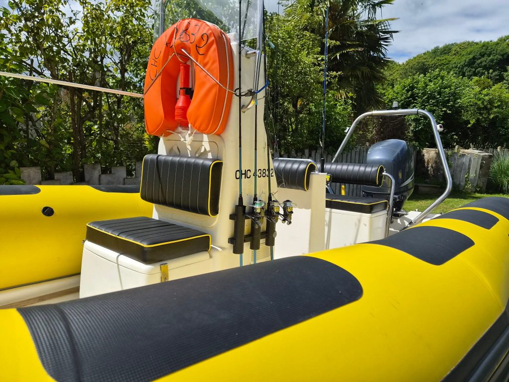 Banquettes bateaux — Réalisation Sellerie Marti à Beauchamps